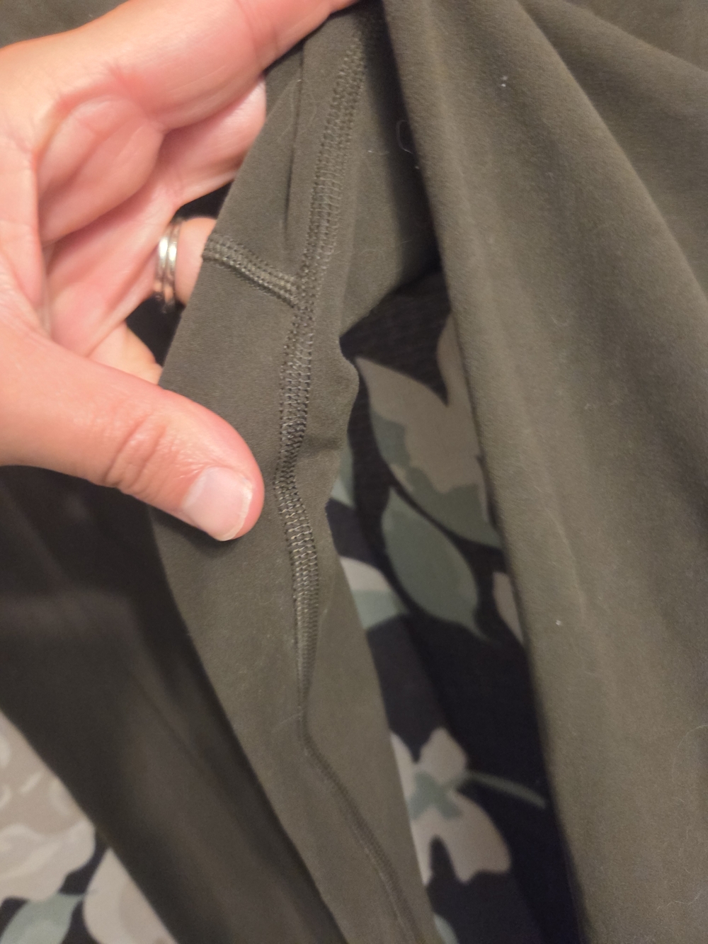 Lululemon Olive Green Align Joggers - Picture 4 of 6